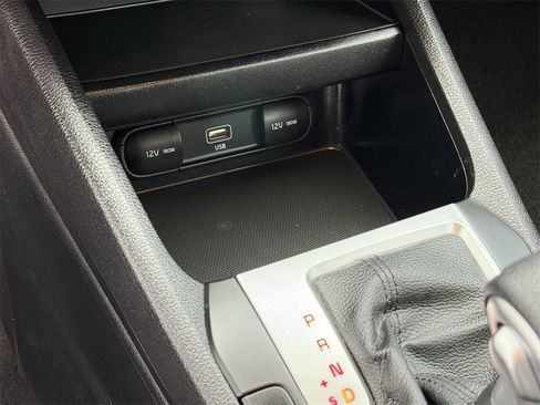 Used 2022 Kia Forte LXS image 25