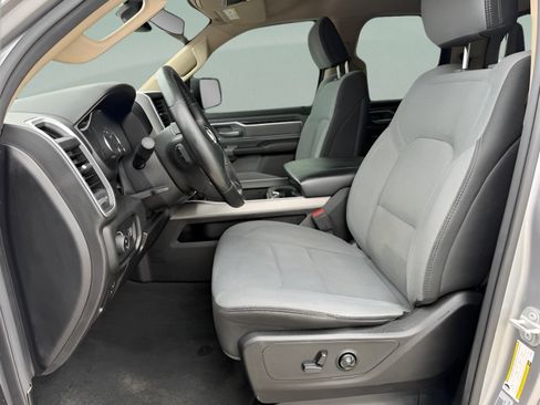 Used 2020 RAM 1500 Big Horn AWD/4WD image 24
