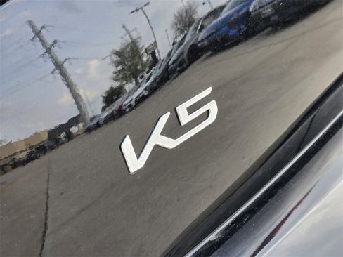 New 2025 Kia K5 LXS image 8