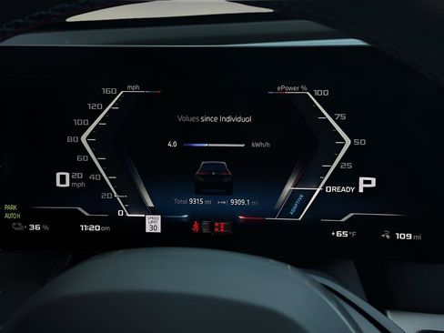 Used 2025 BMW iX M60 image 16