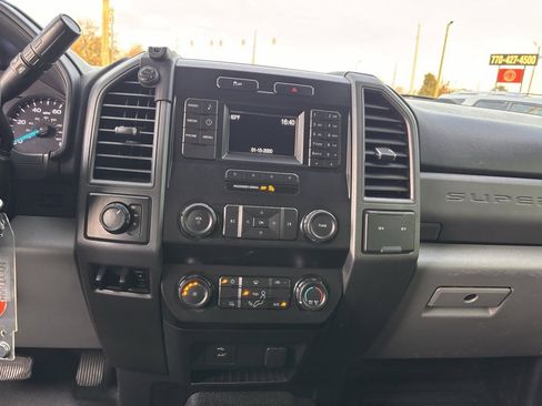 Used 2019 Ford F250 XL w/ Power Equipment Group image 23