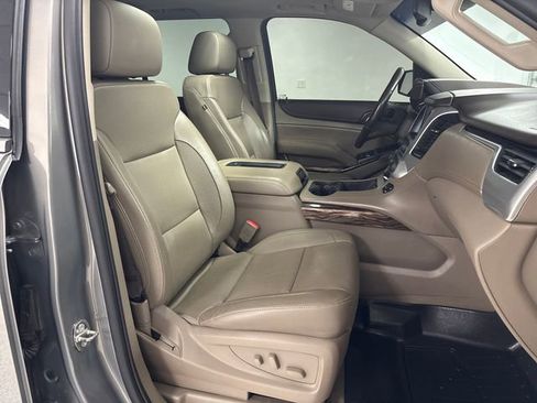 Used 2019 GMC Yukon SLT w/ Premium Edition image 22