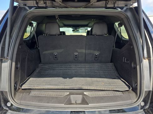 Used 2021 Chevrolet Suburban Z71 w/ Luxury Package AWD/4WD image 30