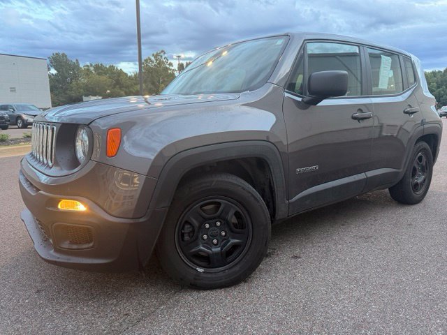 Used 2017 Jeep Renegade Sport w/ Power & Air Group FWD image 5