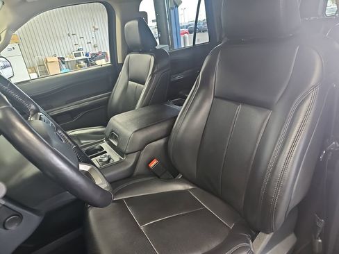 Used 2024 Ford Expedition Max XLT AWD/4WD image 15