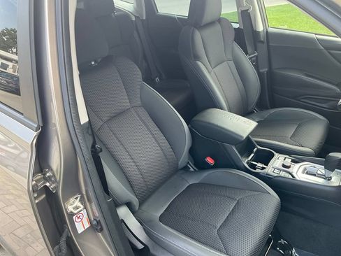 Used 2020 Subaru Forester Premium AWD/4WD image 15