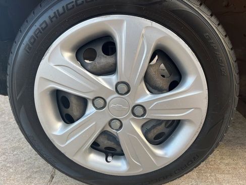 Used 2019 Chevrolet Spark LS image 14