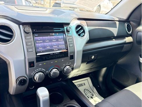 Used 2014 Toyota Tundra SR5 w/ SR5 Upgrade Package AWD/4WD image 30