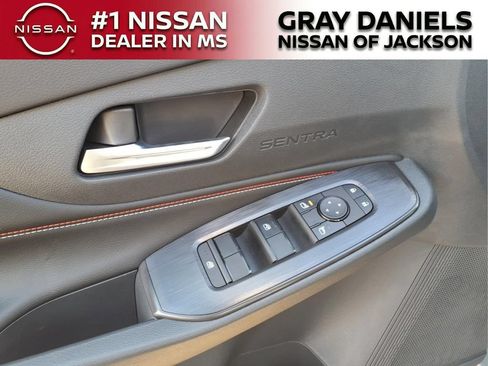 New 2026 Nissan Sentra SR w/ Floor Mat Package FWD image 10