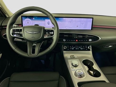 New 2026 Genesis GV70 2.5T Advanced AWD/4WD image 19