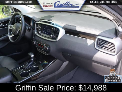 Used 2019 Kia Sorento EX FWD image 44