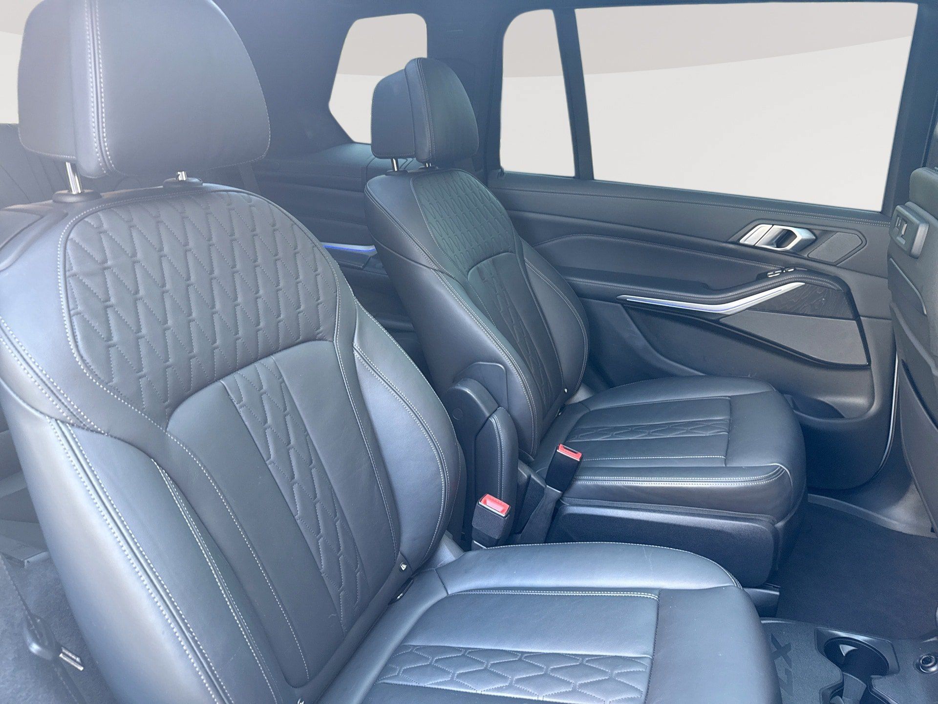 Used 2020 BMW X7 M50i AWD/4WD image 26