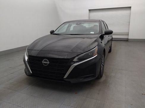 Used 2024 Nissan Altima 2.5 SV image 15