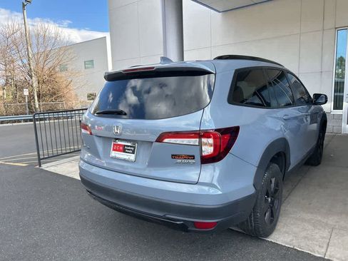 Used 2022 Honda Pilot TrailSport image 6