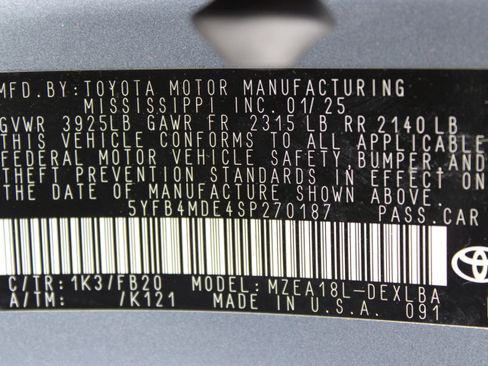 Used 2025 Toyota Corolla LE FWD image 37