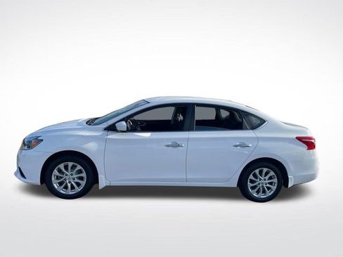 Used 2019 Nissan Sentra SV image 2