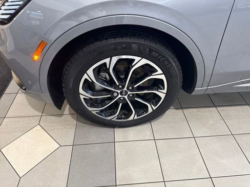 Used 2024 Lincoln Nautilus Reserve image 27