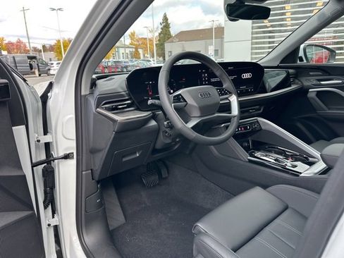 New 2025 Audi Q5 Premium Plus image 14
