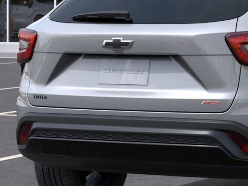 New 2026 Chevrolet Trax RS w/ Sunroof Package image 14