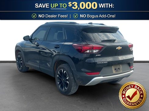 Used 2023 Chevrolet TrailBlazer LT w/ Convenience Package FWD image 4