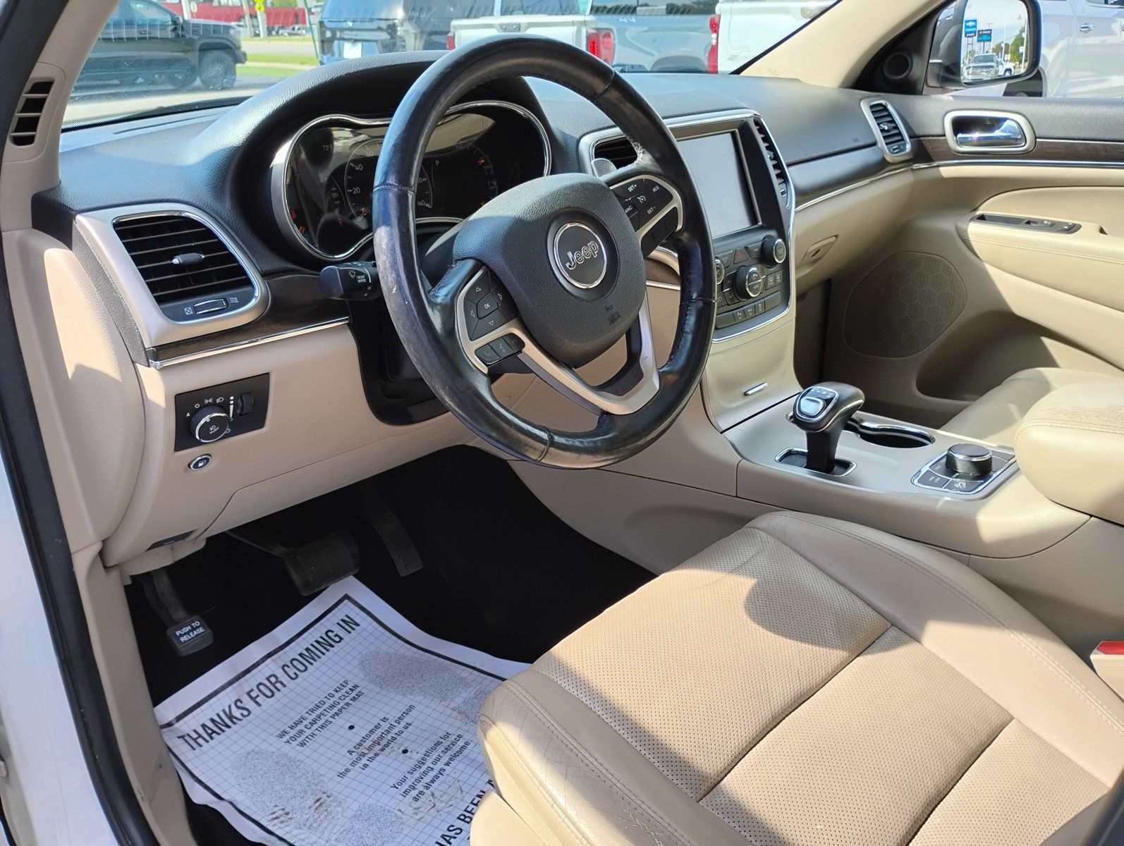 Used 2014 Jeep Grand Cherokee Limited w/ Luxury Group II AWD/4WD image 18