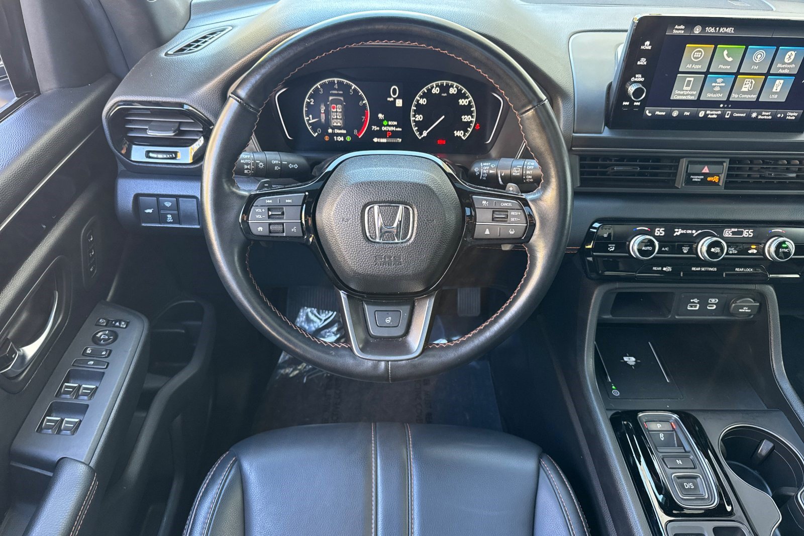 Used 2025 Honda Pilot TrailSport image 31