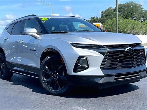 Used 2019 Chevrolet Blazer RS AWD/4WD image 2