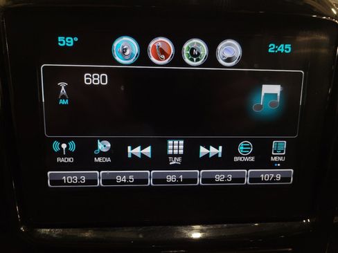 Used 2018 Chevrolet Traverse LT AWD/4WD image 25