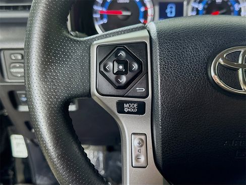 Used 2017 Toyota 4Runner Limited image 23