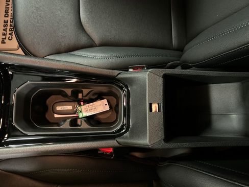 New 2026 Jeep Compass Limited image 19