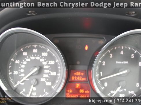 Used 2015 BMW Z4 sDrive35i image 16