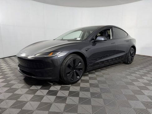 Used 2025 Tesla Model 3 Long Range image 2