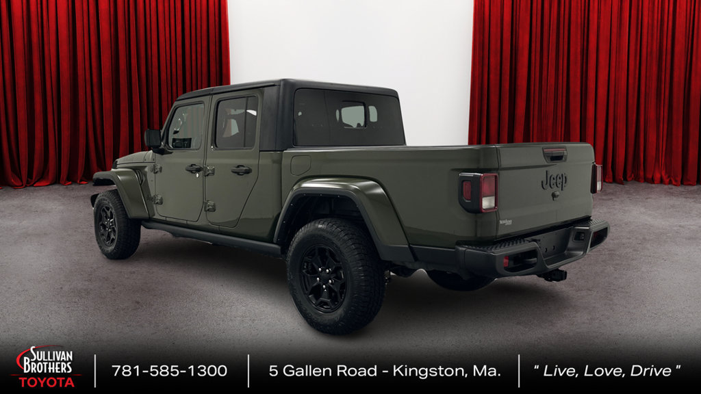 Used 2022 Jeep Gladiator Sport AWD/4WD image 7