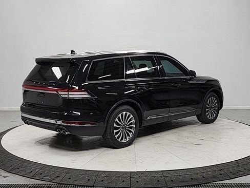 Used 2023 Lincoln Aviator Reserve w/ Elements Package Plus image 7