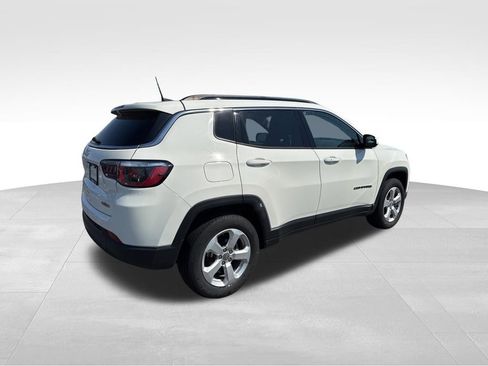 Used 2019 Jeep Compass Latitude AWD/4WD image 29