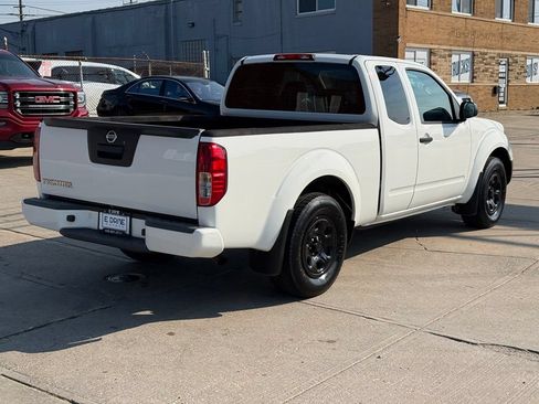 Used 2020 Nissan Frontier S RWD image 6