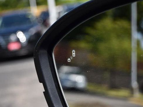 New 2025 Nissan Pathfinder Platinum w/ Cargo Package image 11