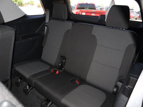 Used 2020 Chevrolet Traverse LS AWD/4WD image 45