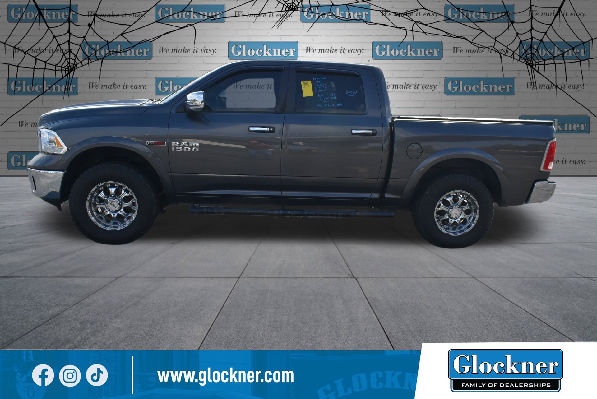 Used 2016 RAM 1500 Laramie AWD/4WD image 9