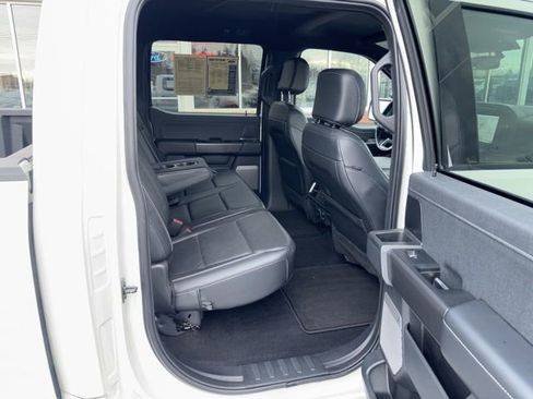 Used 2024 Ford F150 Lariat image 13