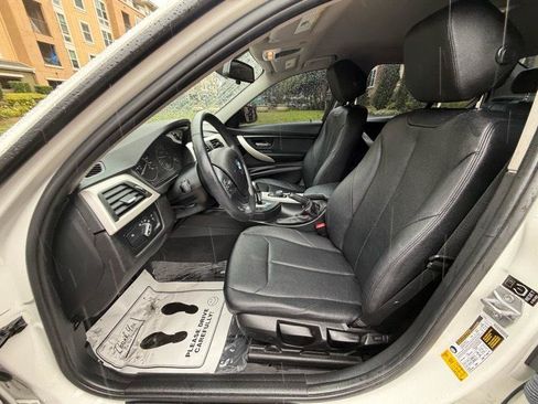 Used 2014 BMW 320i Sedan RWD image 32