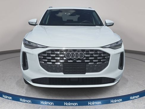 Used 2025 Audi Q5 Premium w/ Convenience Package AWD/4WD image 3