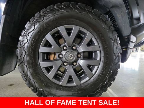 Used 2020 Toyota Tacoma 4x4 Double Cab image 24