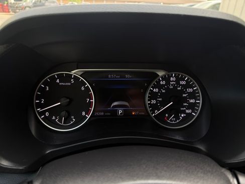 Used 2023 Nissan Sentra SR w/ Midnight Edition Package FWD image 16