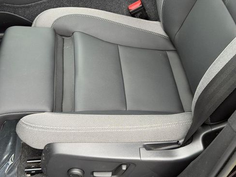 Certified 2023 Volvo XC40 Recharge Ultimate w/ Protection Package Premier AWD/4WD image 22