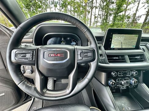 Certified 2024 GMC Yukon AT4 w/ Technology Package AWD/4WD image 11