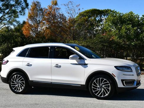 Used 2019 Lincoln Nautilus Reserve image 8