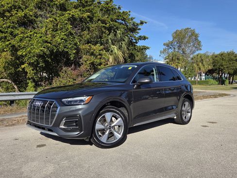 Used 2024 Audi Q5 Prestige image 1