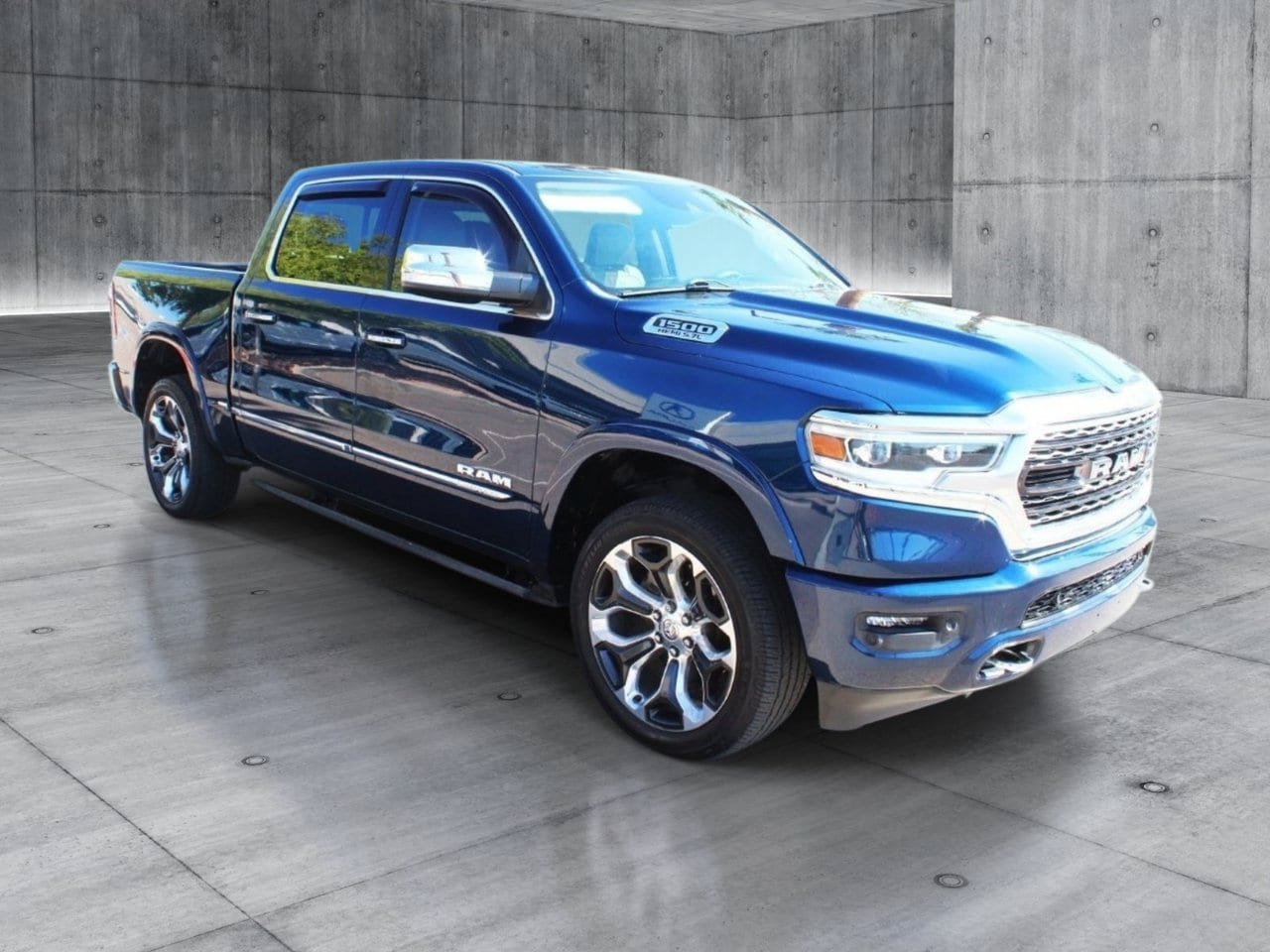 Used 2021 RAM 1500 Limited AWD/4WD image 10