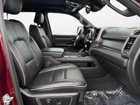 Used 2019 RAM 1500 Limited AWD/4WD image 17